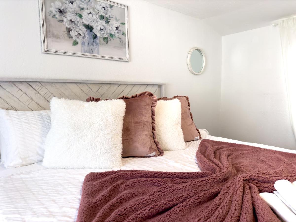 فيلا 2B1B Stylish Little House W Shared Pool 511 كليرووتر المظهر الخارجي الصورة